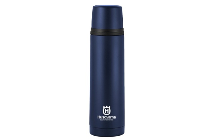 Husqvarna Thermos Flask Mug Stainless Vacuum Insulated 0,75L i gruppen Husqvarna Skov og have produkter / Husqvarna Tøj/Udstyr / Arbejdstøj / Tilbehør hos GPLSHOP (5368254-01)