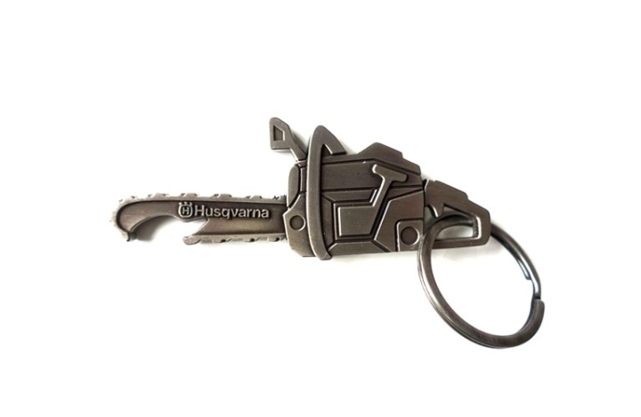 Keyring/Bottle Opener Husqvarna i gruppen Husqvarna Skov og have produkter / Husqvarna Tøj/Udstyr / Arbejdstøj / Tilbehør hos GPLSHOP (5909600-01)