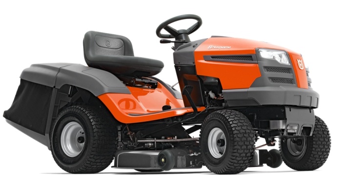 Husqvarna TC 138 Havetraktor i gruppen Husqvarna Skov og have produkter / Husqvarna Frontridere & Havetraktorer / Havetraktorer hos GPLSHOP (9605101-79)