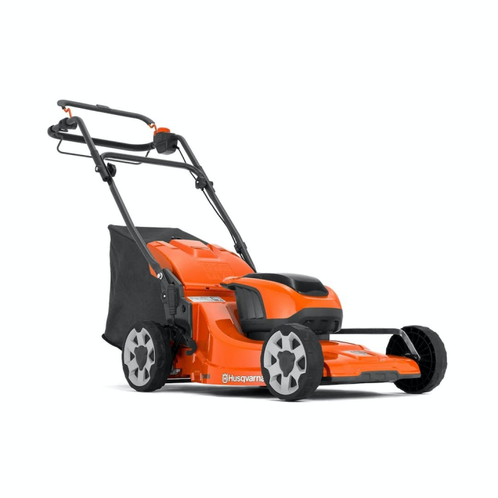 Husqvarna LC 142iS i gruppen Husqvarna Skov og have produkter / Husqvarna Plæneklippere / Batteriplæneklipper hos GPLSHOP (9705419-01)