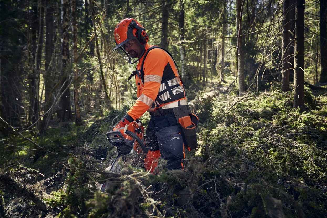 Husqvarna Motorsavsbukser, Technical Robust