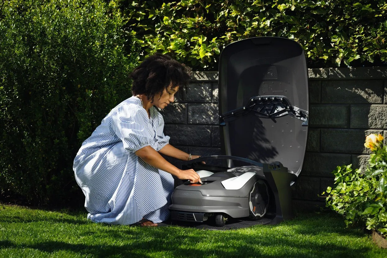 Husqvarna Automower® garage 300- og 400-serie