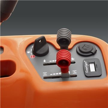 HUSQVARNA RC 318T RIDER