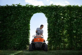 Husqvarna TS 100i Havetraktor Husqvarna TS 100i Havetraktor