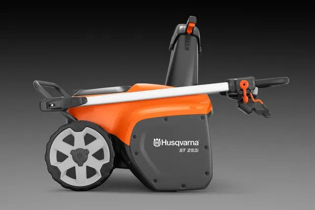 Husqvarna ST 253i Snerydder