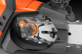Husqvarna 230i batteridrevet motorsav med batteri og oplader Husqvarna 230i batteridrevet motorsav med batteri og oplader